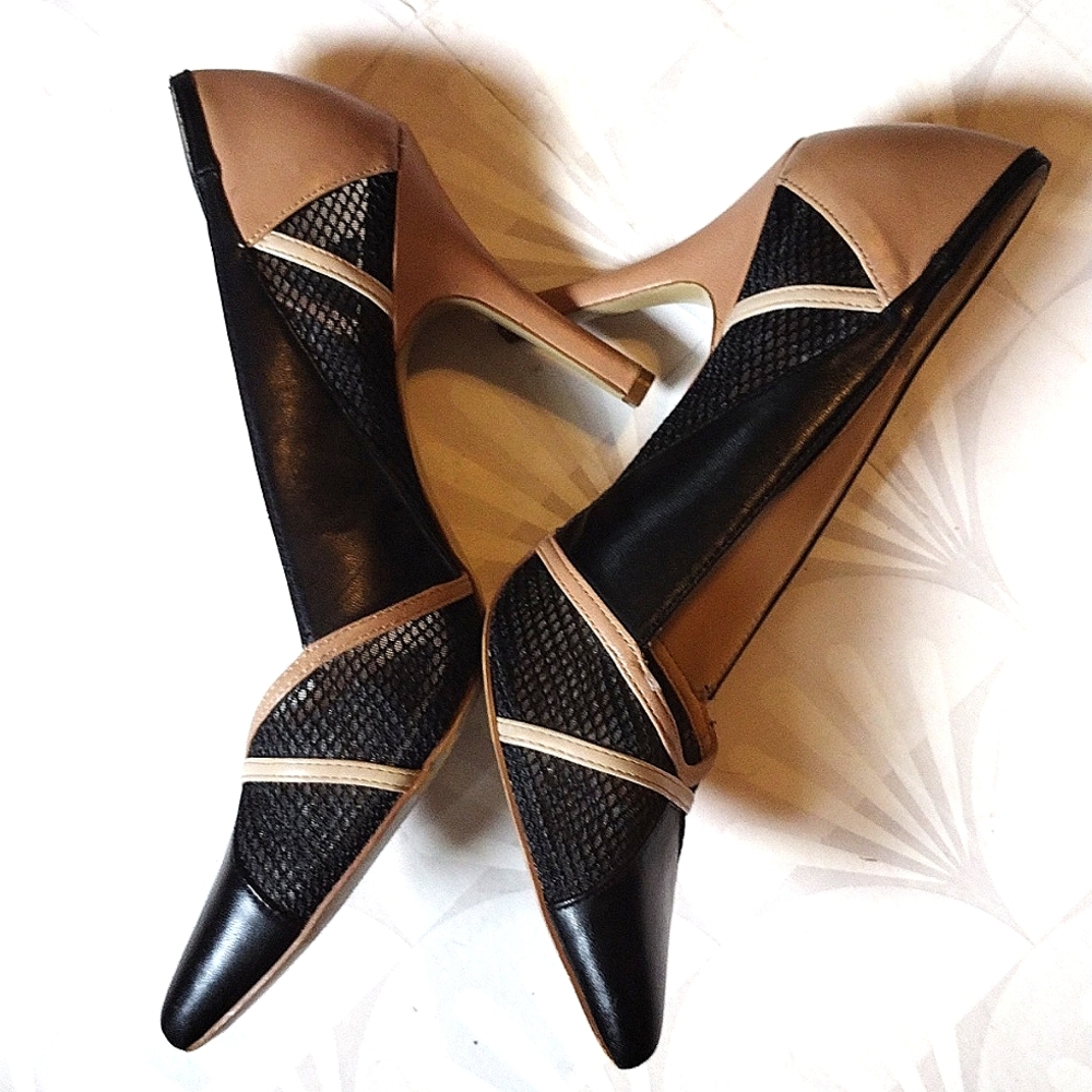 Nine West Black and Beige Pointed Toe Heels - Picture 3 of 8